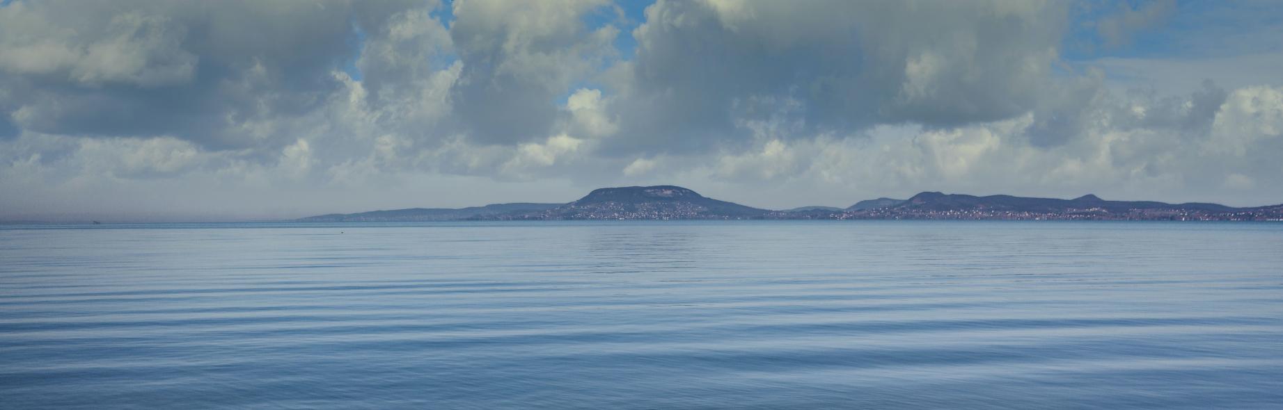 Van egy jó képed a Balatonról?