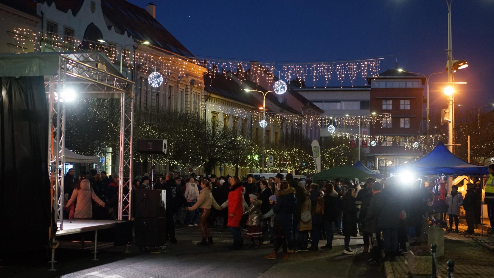 Adventi Várakozás 2025