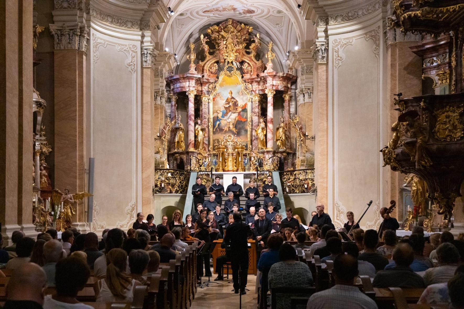 Adventi zenei áhítat