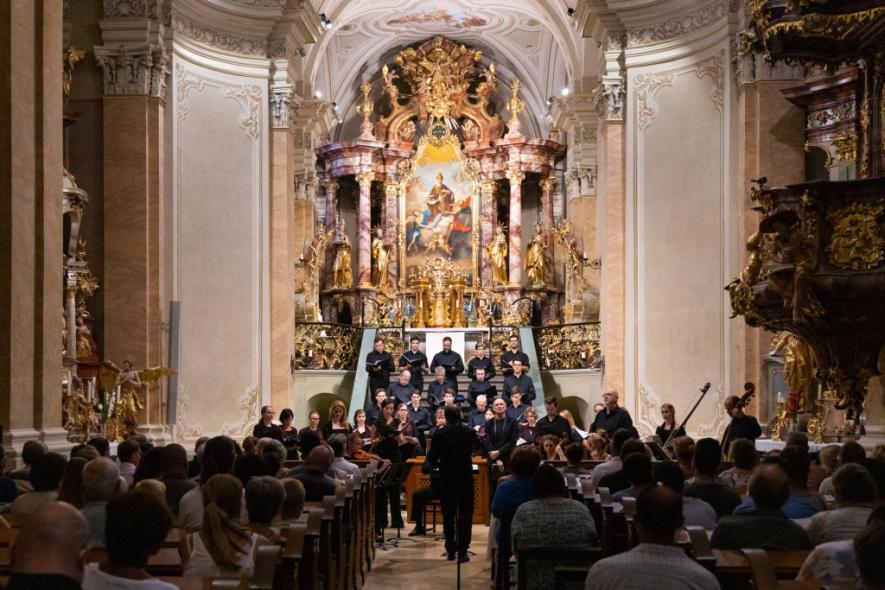 Adventi zenei áhítat