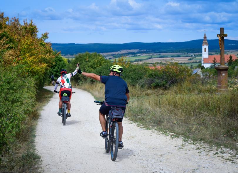 Balaton-felvidéki nyári bringatúra - 2026