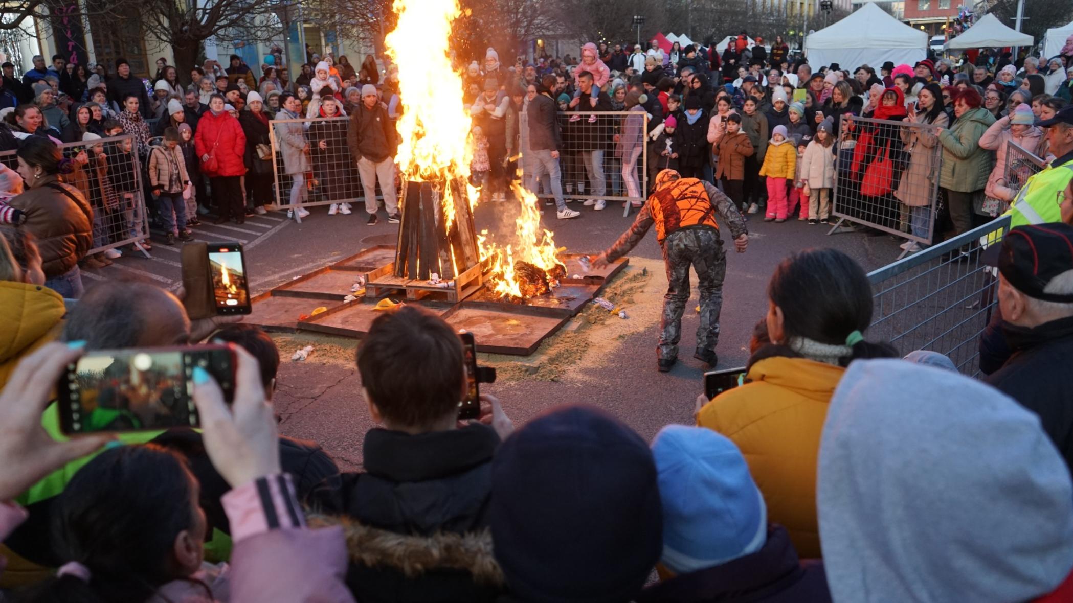 XIV. Tapolcai Téltemető és Télbanyaűző Maskarádé
