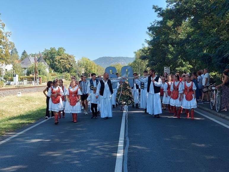 A hatvanadik badacsonyi szüreti felvonulás