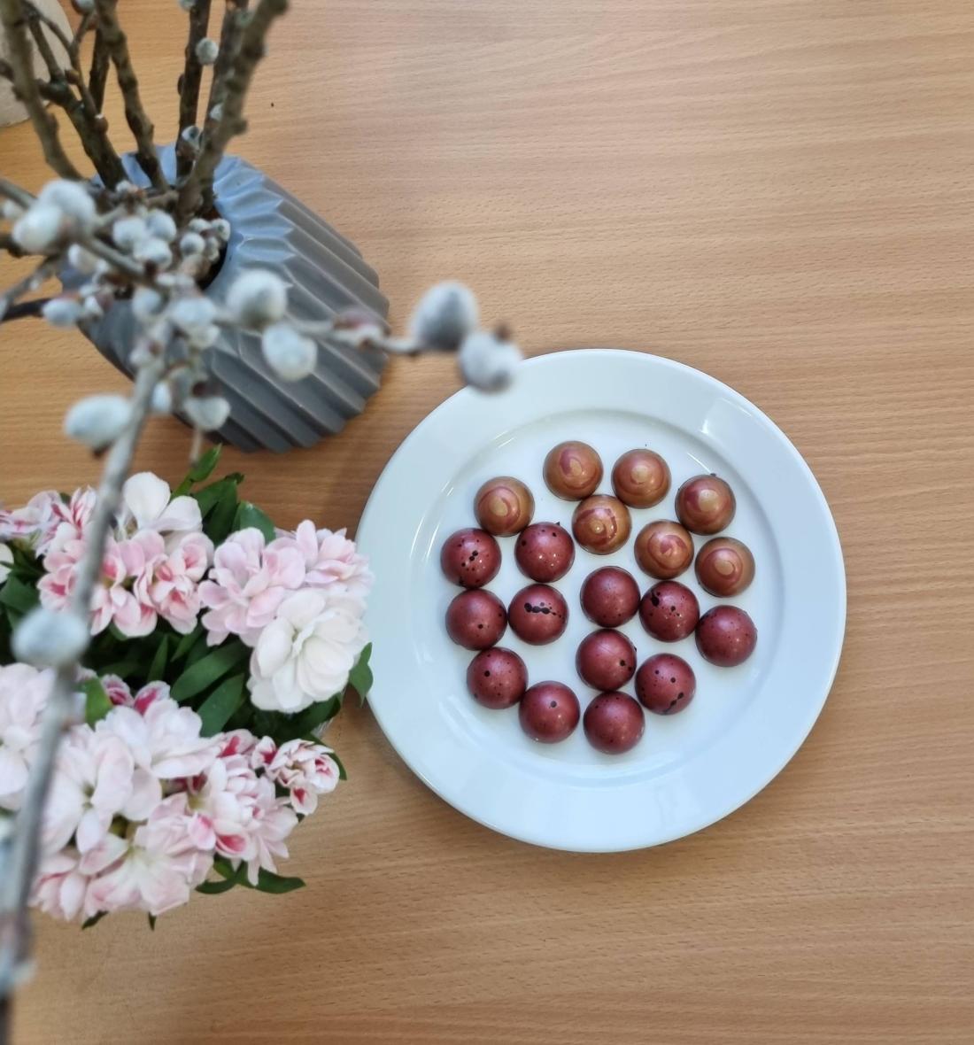 Anyák napi bonbonkészítő workshop Alsópáhokon – kézműves csokoládé élmény