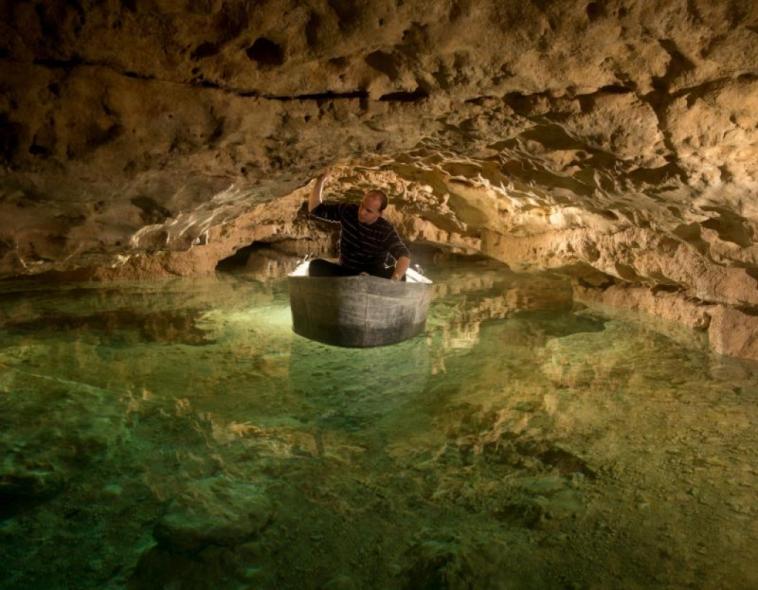 Tapolcai-tavasbarlang